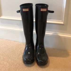 Hunter Tall Black Boots Size 10
